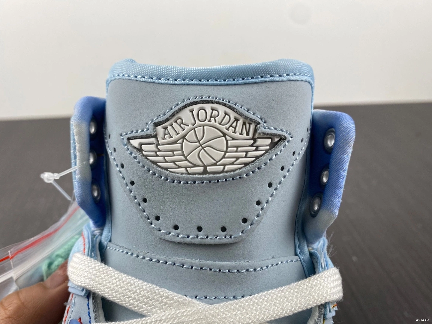 Jordan Balvin Retro 2 DQ7691-419 - J 0518